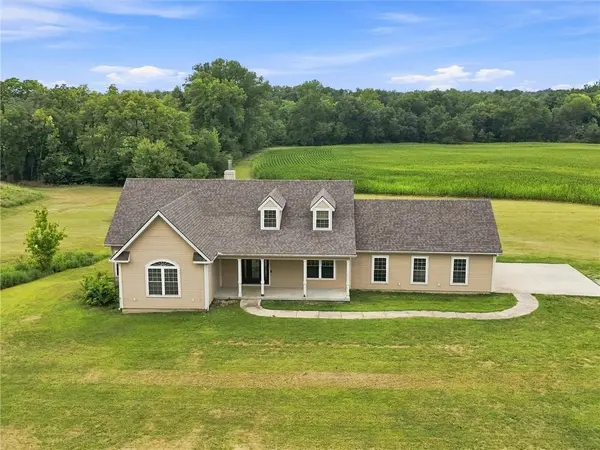 7633 212th ST, Holt, MO 64048