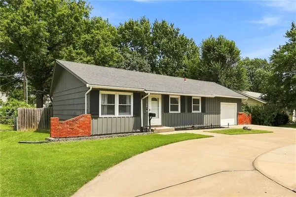 13700 E 39th ST #S, Independence, MO 64055