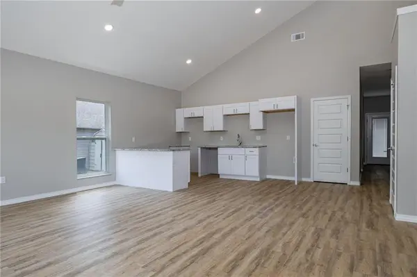 1501 Ashton WAY, Pittsburg, KS 66762