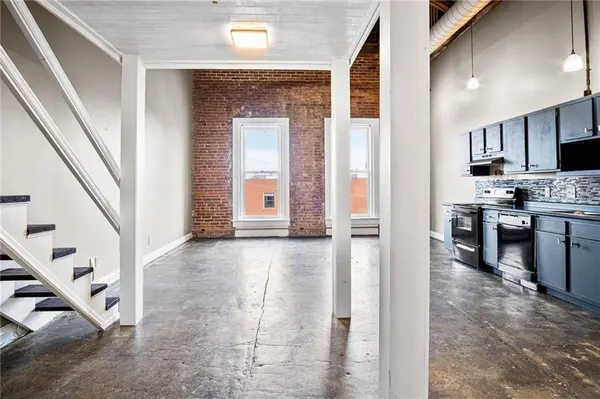 113 W 5th ST #303, Kansas City, MO 64105