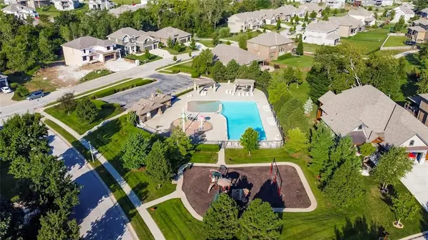 16738 S Fellows ST, Olathe, KS 66062