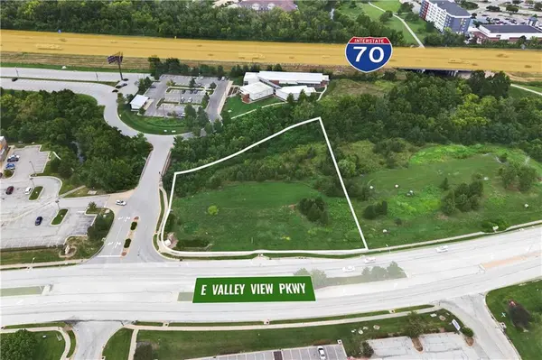 19330 E Valley View Pkwy, Independence, MO 64055