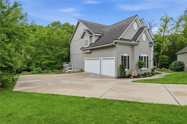 13425 W 128th ST, Overland Park, KS 66213