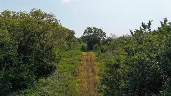 SE Black Oak RD, Braymer, MO 64624