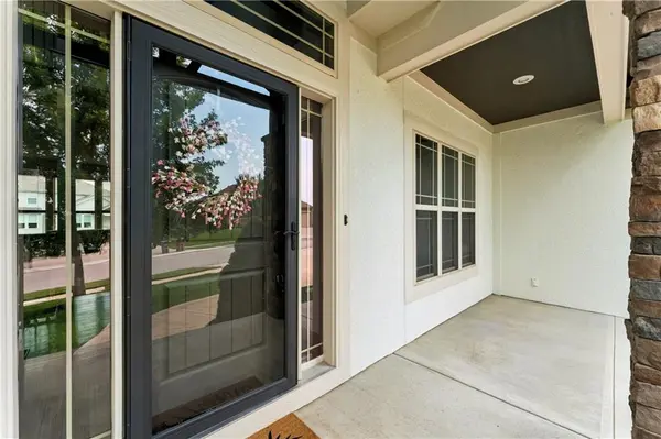 1115 Metfield LN, Raymore, MO 64083