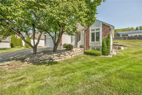 17904 E 29th ST #S, Independence, MO 64057