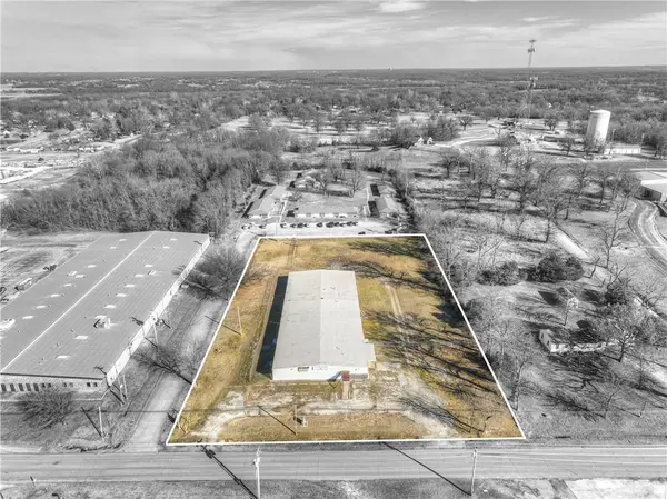 2800 Roberts RD, Baxter Springs, KS 66713