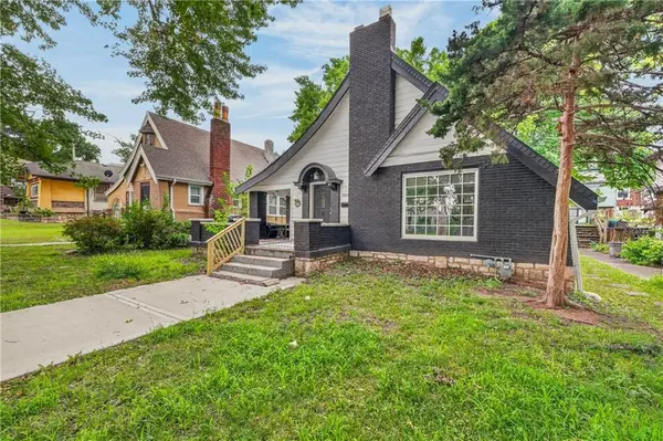 1024 N 25th ST, Kansas City, KS 66102