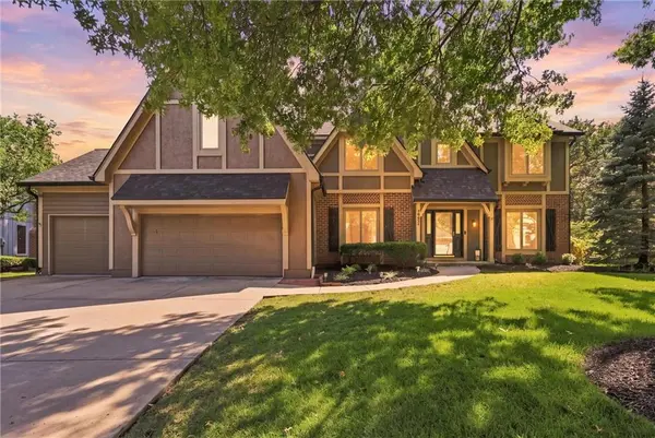 10427 W 126th ST, Overland Park, KS 66213