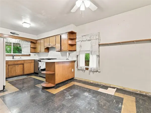 3838 N Lister AVE, Kansas City, MO 64117