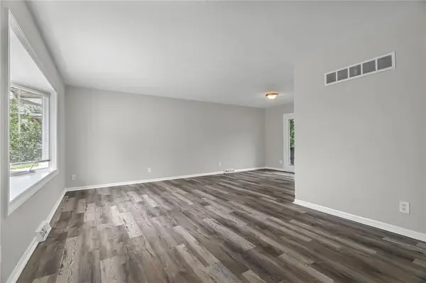 1304 NW 65th TER, Kansas City, MO 64118