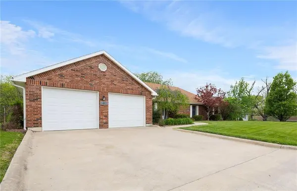 1412 Northfield Park BLVD, Warrensburg, MO 64093