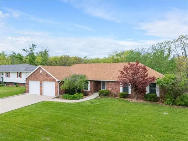 1412 Northfield Park BLVD, Warrensburg, MO 64093