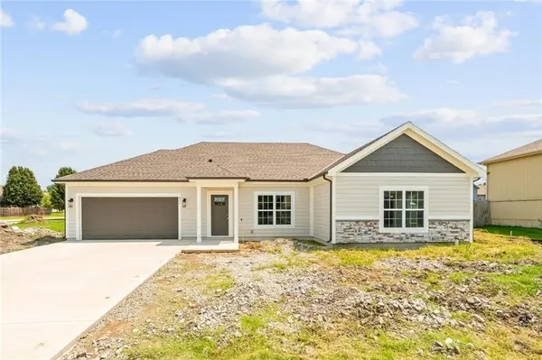 571 S Meadowbrook ST, Gardner, KS 66030