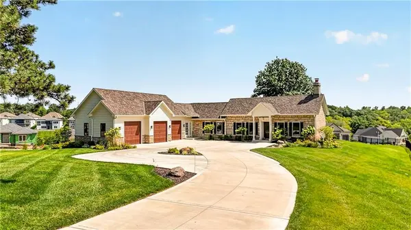 12811 W 71st ST, Shawnee, KS 66216