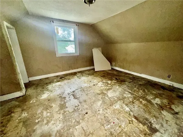 1424 6th AVE, Leavenworth, KS 66048