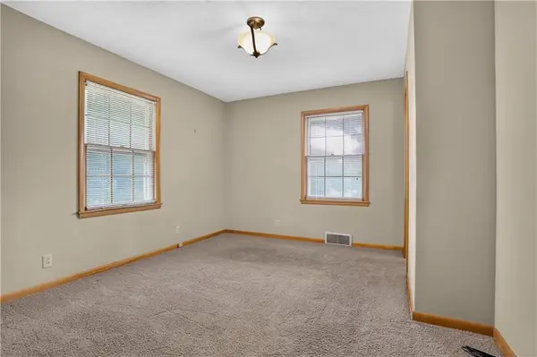 3700 Harvard AVE, Independence, MO 64052
