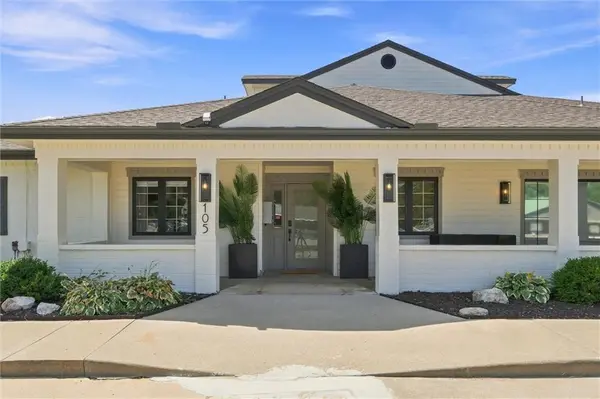 105 E AMITY ST, Louisburg, KS 66053