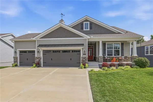 705 SW Haverford RD, Lee's Summit, MO 64081
