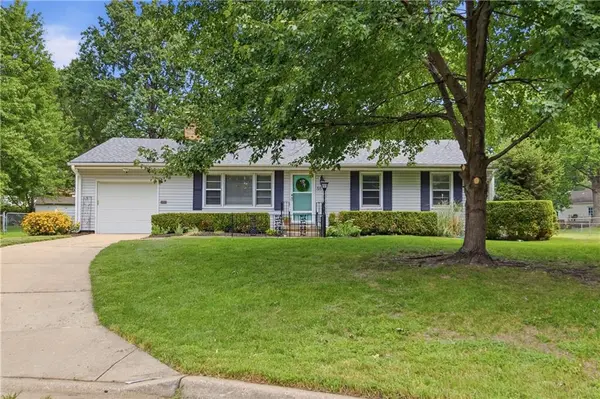 5515 Roeland DR, Roeland Park, KS 66205