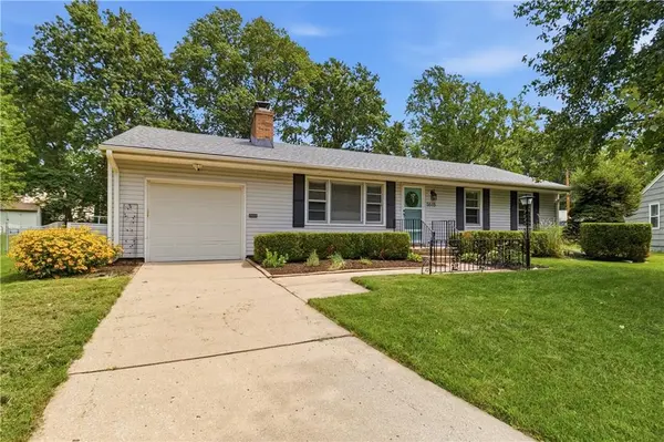 5515 Roeland DR, Roeland Park, KS 66205