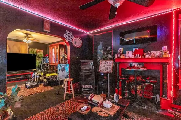4010 Chestnut AVE, Kansas City, MO 64131