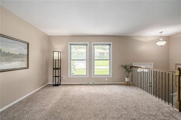 1833 N York ST, Independence, MO 64058
