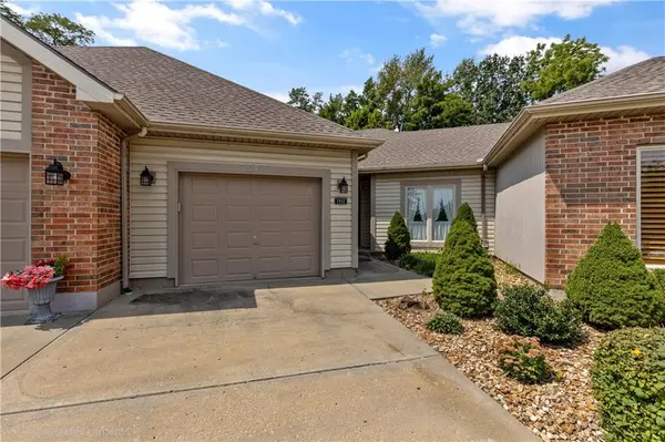 7412 N Campbell ST, Kansas City, MO 64118
