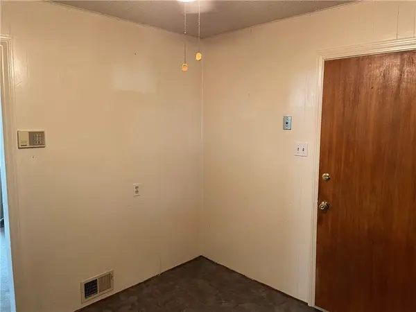 12102 E 47th TER, Independence, MO 64055