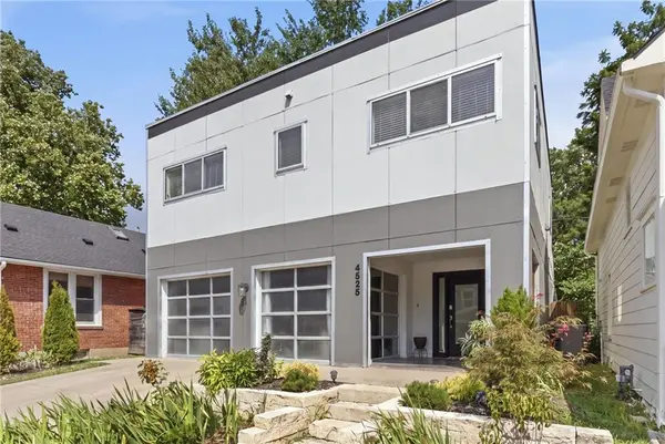 4525 Wyoming ST, Kansas City, MO 64111