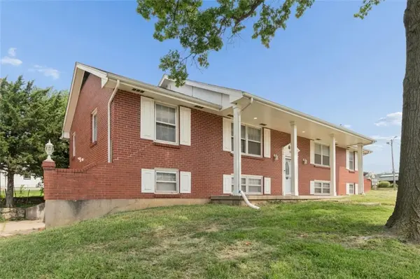 101 W Insley AVE, Bonner Springs, KS 66012