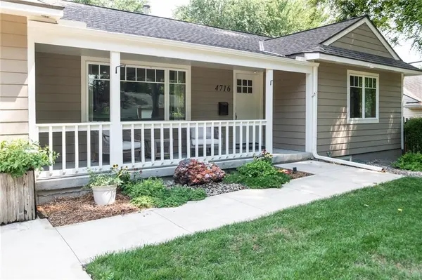 4716 W 61st ST, Mission, KS 66205