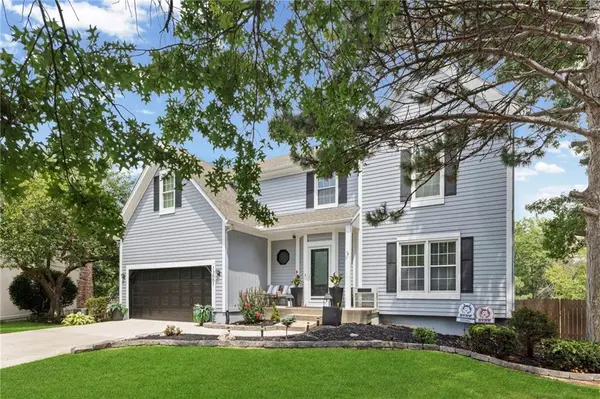 13001 Slater ST, Overland Park, KS 66213