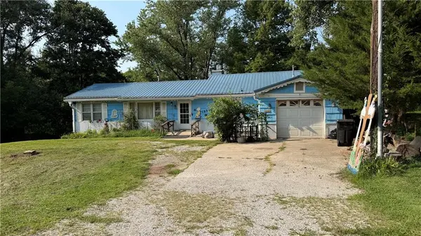 13300 E Kentucky RD, Independence, MO 64050