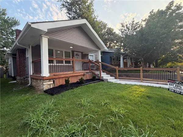 1849 E 68TH TER, Kansas City, MO 64132