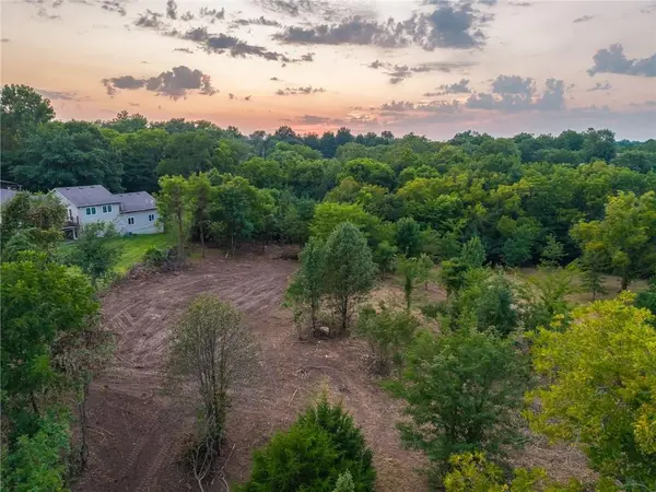 NW Sage AVE, Parkville, MO 64152