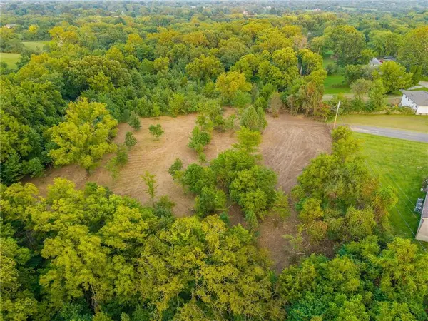 NW Sage AVE, Parkville, MO 64152