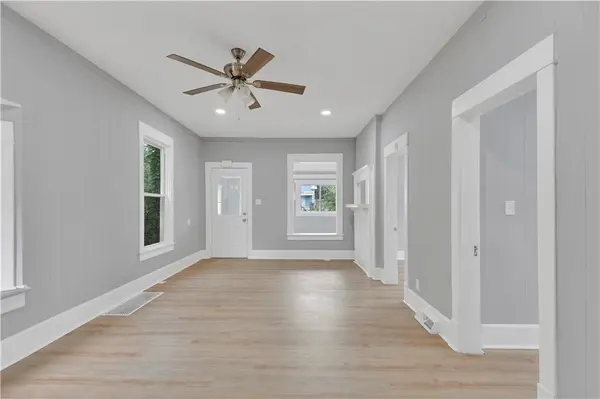 2425 Jackson AVE, Kansas City, MO 64127