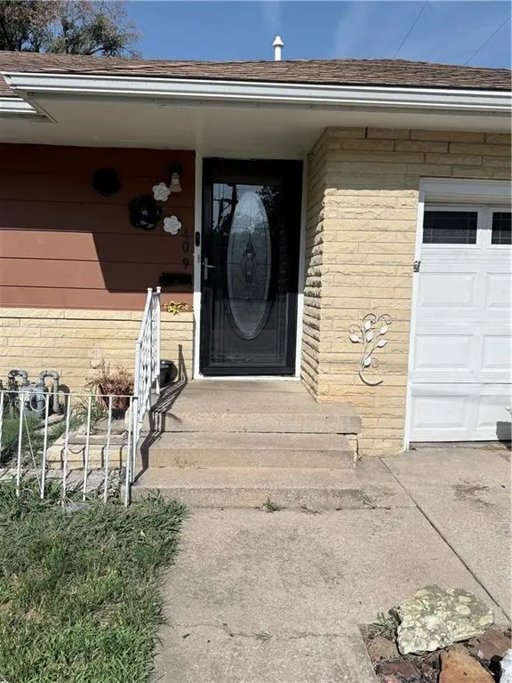 409 N 15th ST, Independence, KS 67301