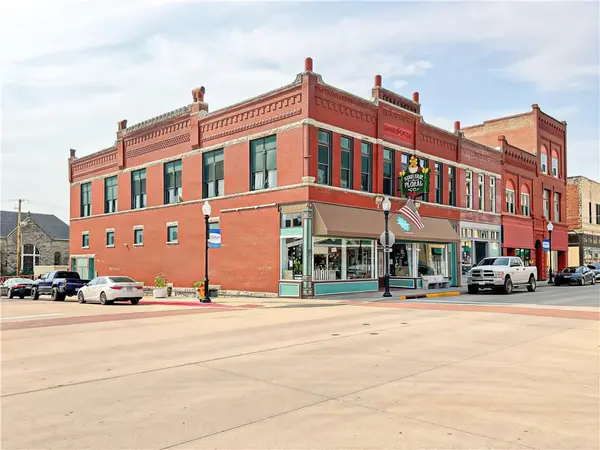 520 S Ohio AVE, Sedalia, MO 65301