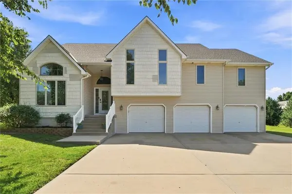 7286 SW Crystal LN, Trimble, MO 64492