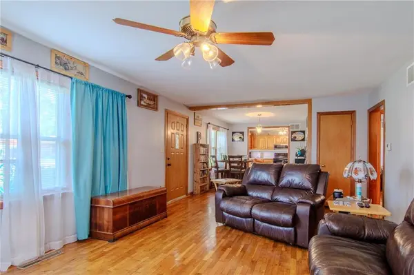 409 S High ST #S, Butler, MO 64730