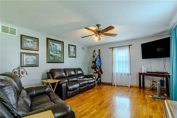 409 S High ST #S, Butler, MO 64730