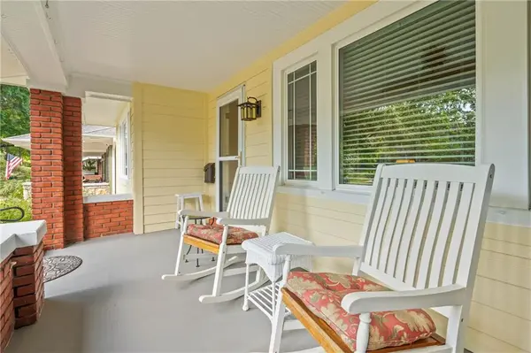 6439 Walnut ST, Kansas City, MO 64113
