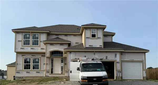 1003 Poplar LN, Liberty, MO 64068