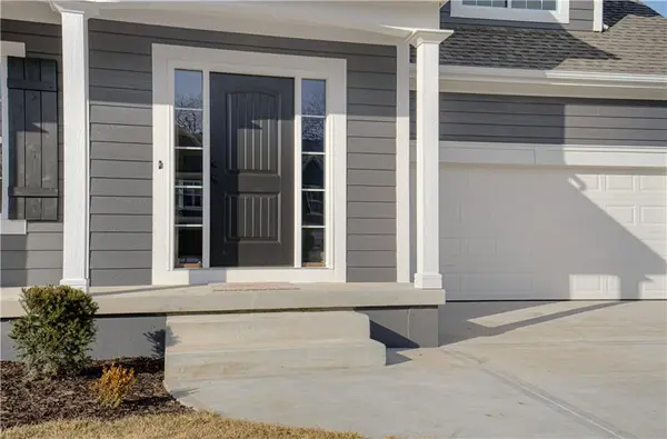6118 NE 118th ST, Kansas City, MO 64156