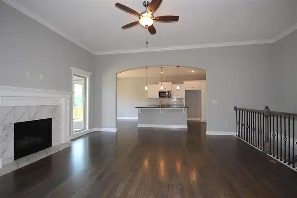 3323 NW 93rd ST, Kansas City, MO 64154