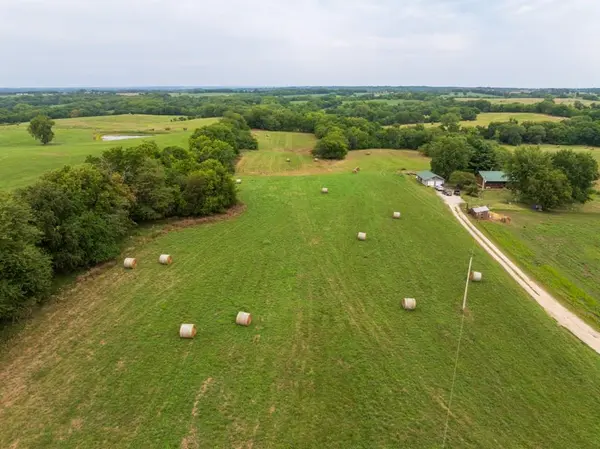 000 SE McBee Chapel RD, Braymer, MO 64624