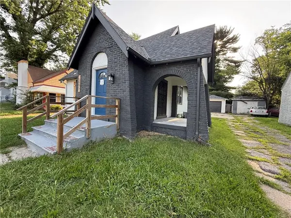 6445 S Benton AVE, Kansas City, MO 64132
