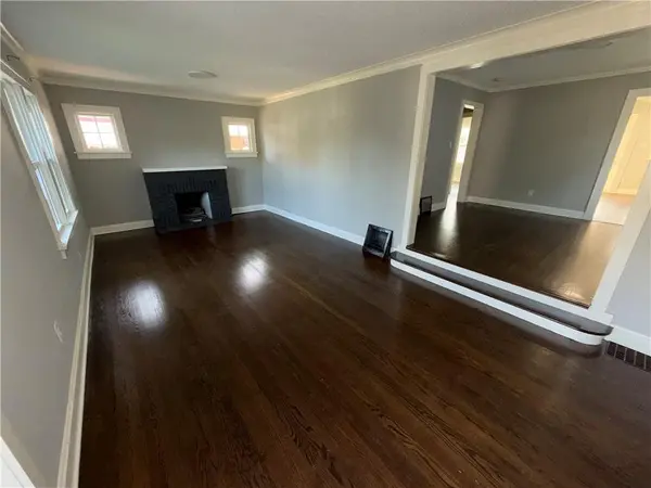 6445 S Benton AVE, Kansas City, MO 64132